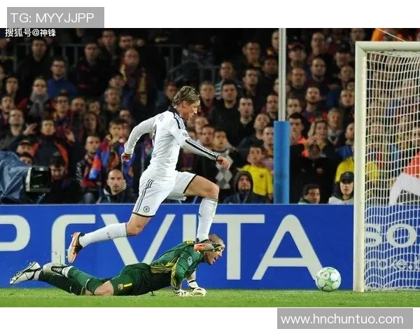 欧联杯精彩对决巴萨3-0战胜切尔西战术解析与绝杀瞬间回顾 欧联杯精彩对决巴萨3-0战胜切尔西战术解析与绝杀瞬间回顾