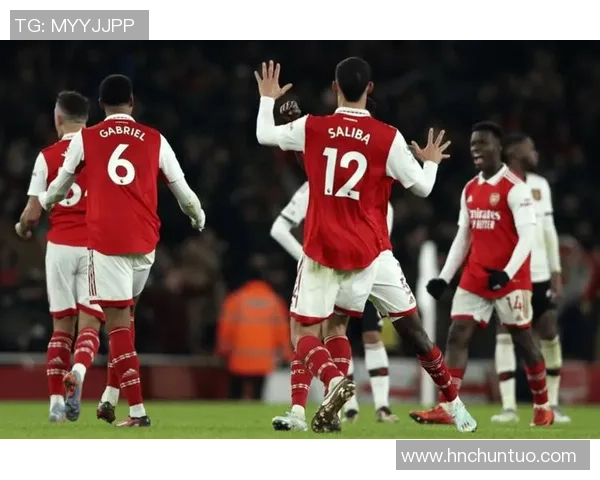 欧联杯精彩对决那不勒斯以1-0战胜阿森纳战术分析与全场回顾