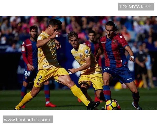 西甲激战巴萨与里昂4-3胜负悬念点球大战引发争议判罚全场沸腾